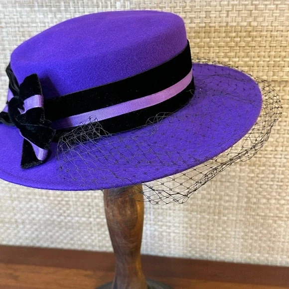 ?HP?VTG 1980s Purple Doeskin Felt Wide Brim Hat w/ Net  display picture 3